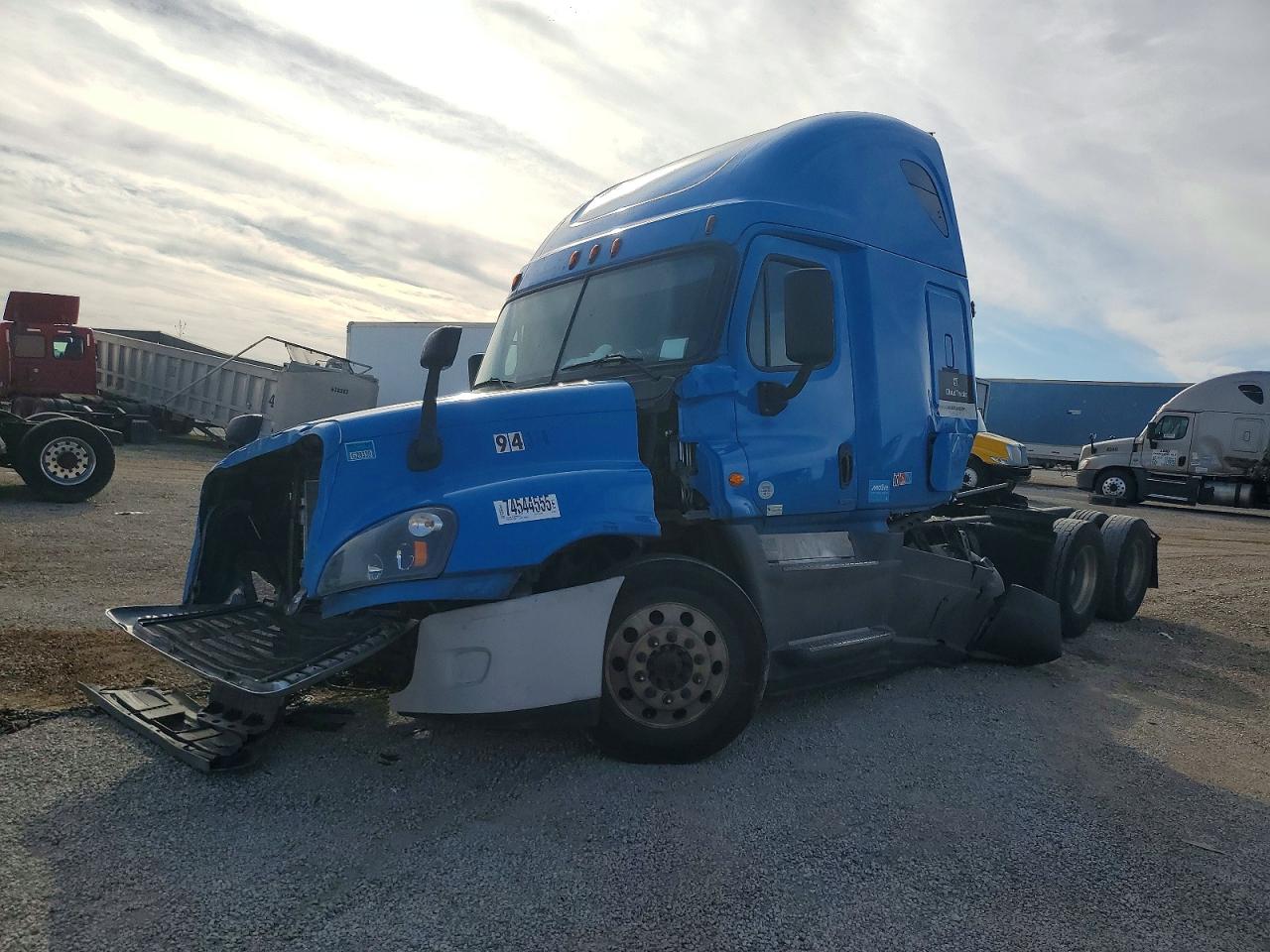 Freightliner Cascadia 125 Sleeper Cab"