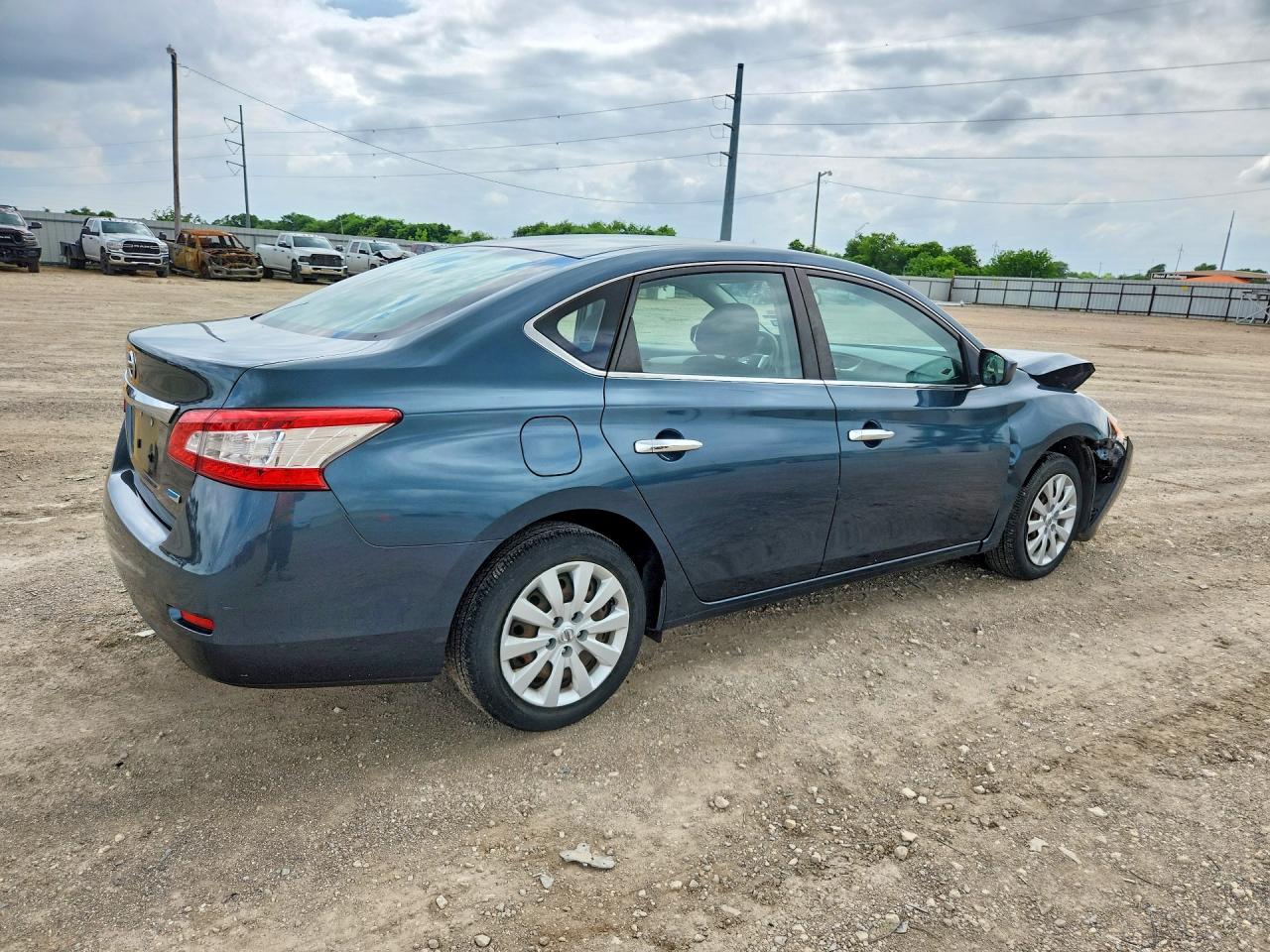 Nissan Sentra S