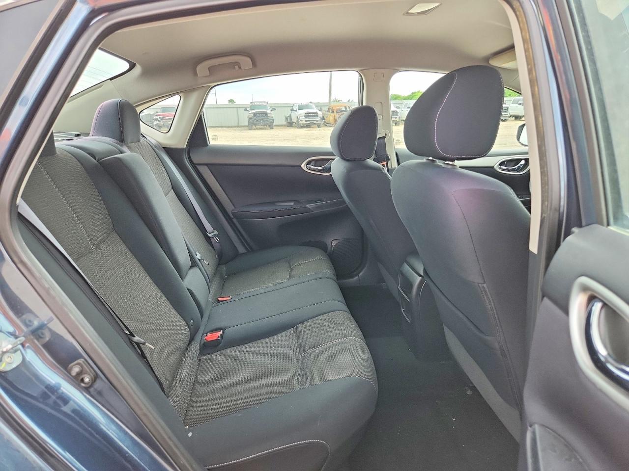 Nissan Sentra S