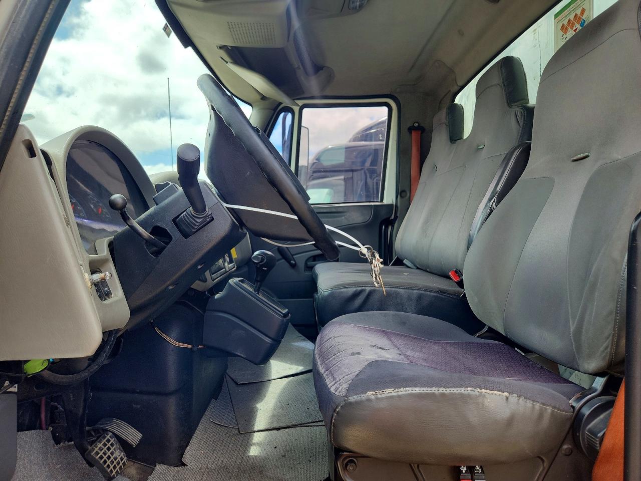 International 4300