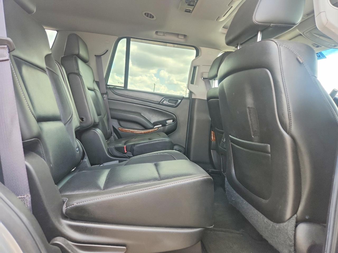 Chevrolet Tahoe C1500 Ltz