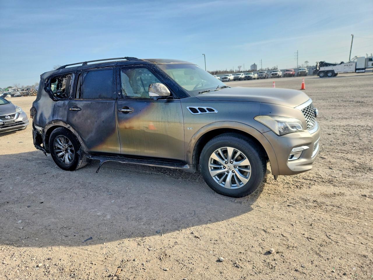 INFINITI Qx Base