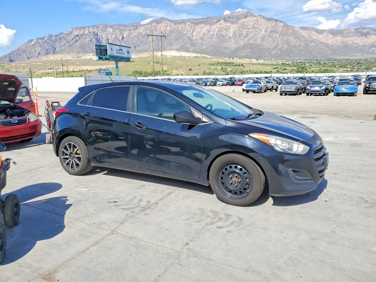 Hyundai ELANTRA Base