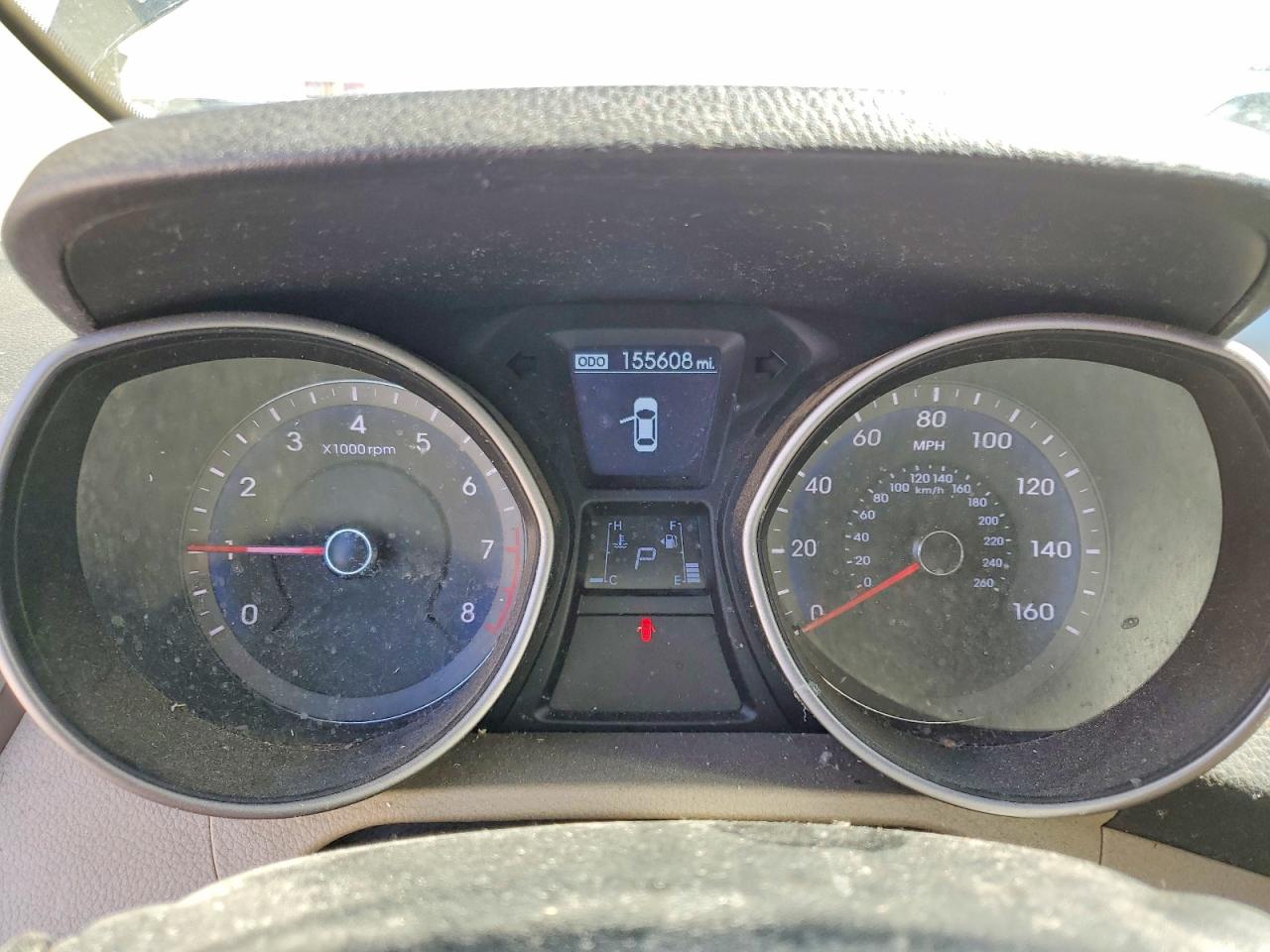 Hyundai ELANTRA Base