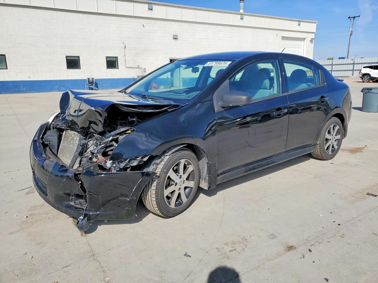 Salvage Nissan Sentra Image