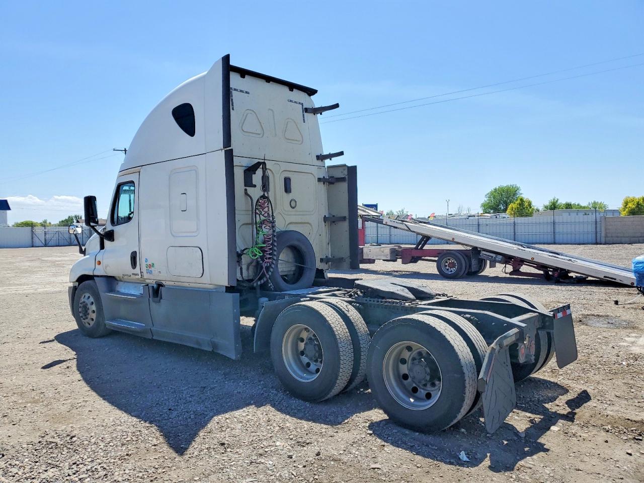 Freightliner Cascadia 125
