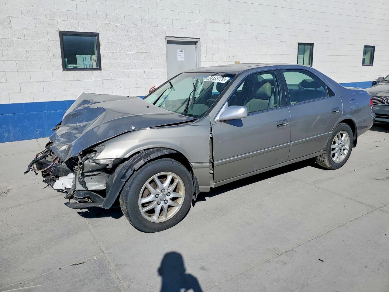 Salvage Toyota Camry Image