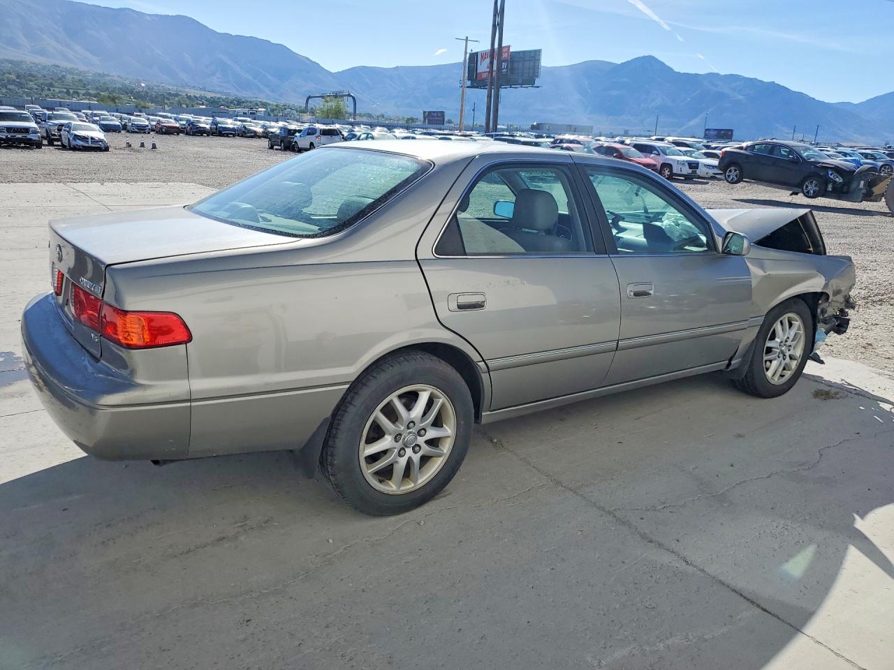 Toyota Camry Xle V6