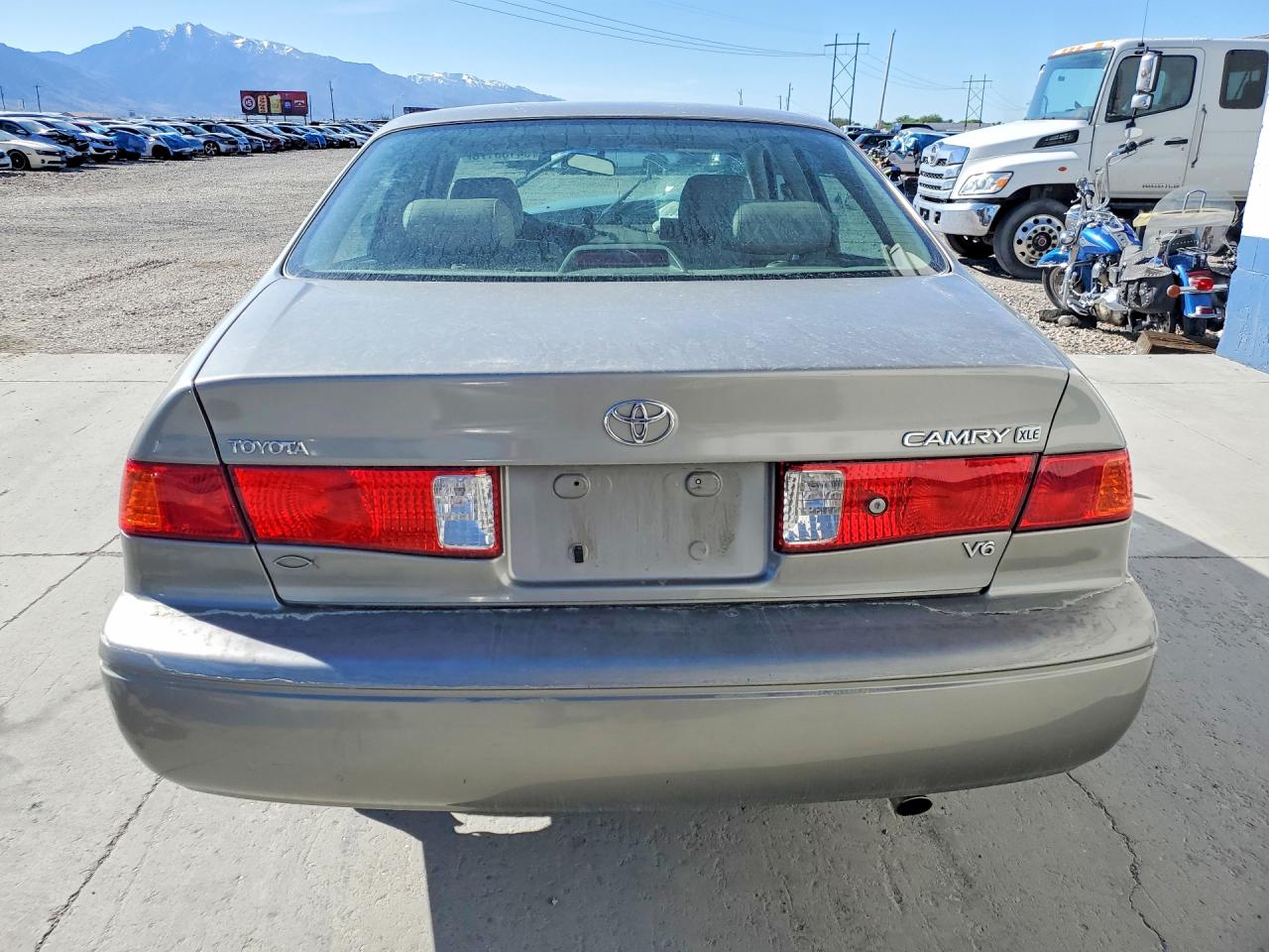 Toyota Camry Xle V6