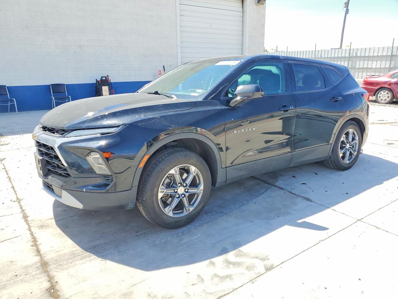Salvage Chevrolet Blazer Image
