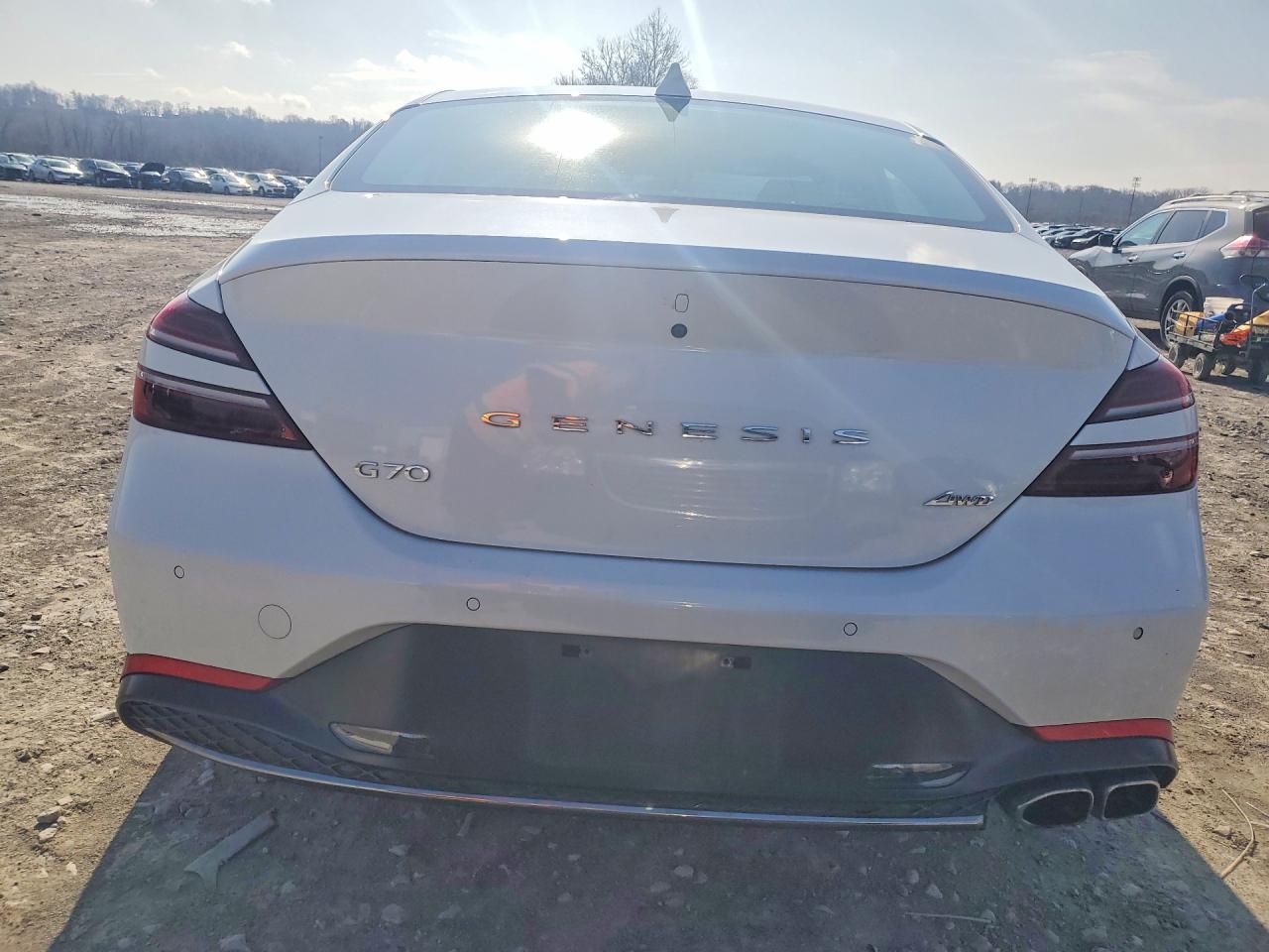 Genesis G70 2.0t 2.0t