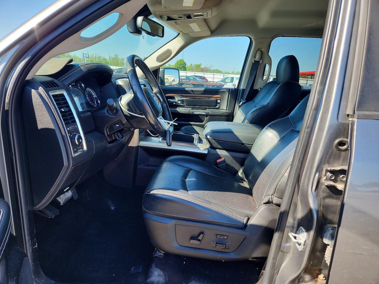 Ram 1500 Laramie