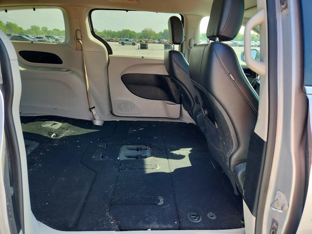 Chrysler Pacifica Touring L