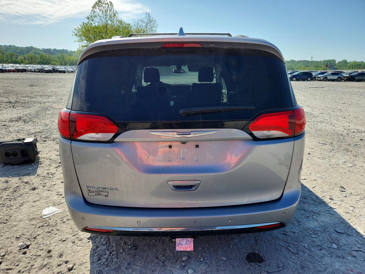 Chrysler Pacifica Touring L