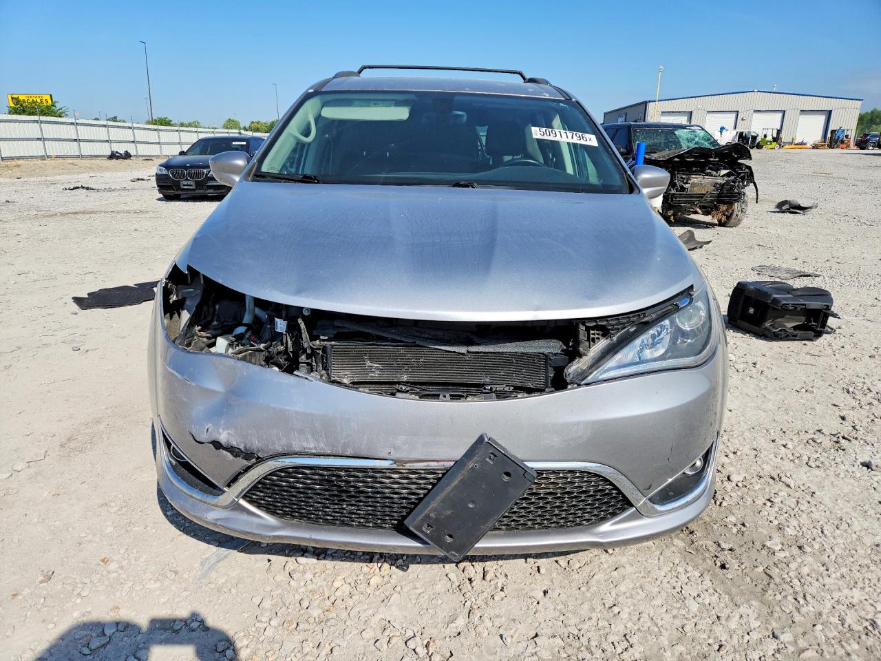 Chrysler Pacifica Touring L