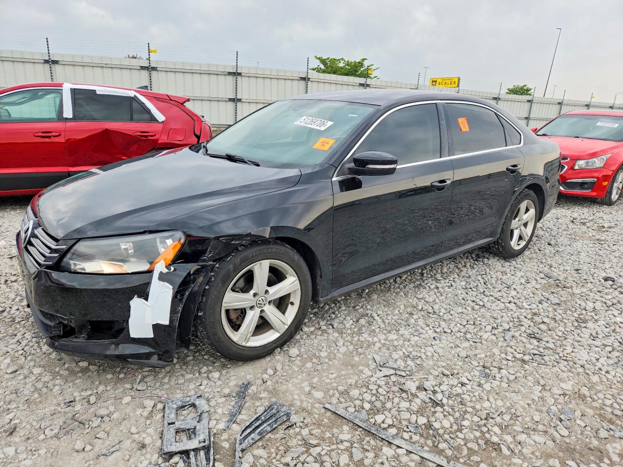Salvage Volkswagen Passat Image