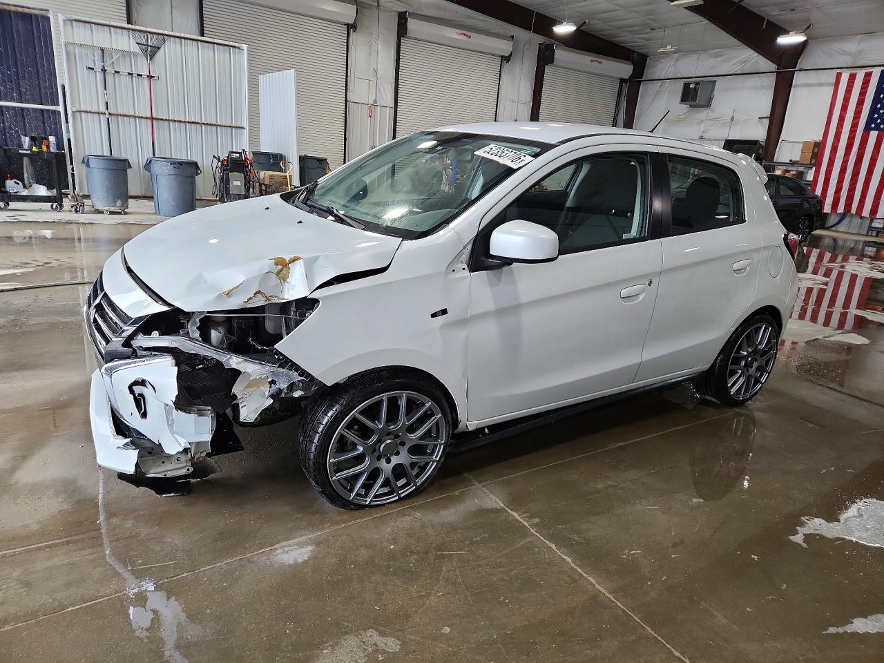 Salvage Mitsubishi Mirage Image