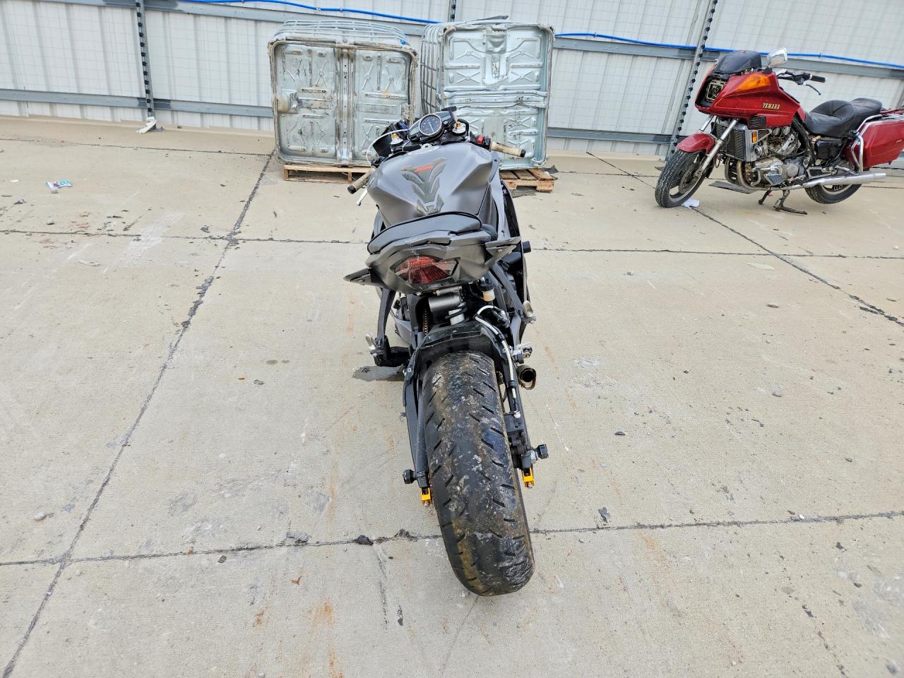 Yamaha Yzf600