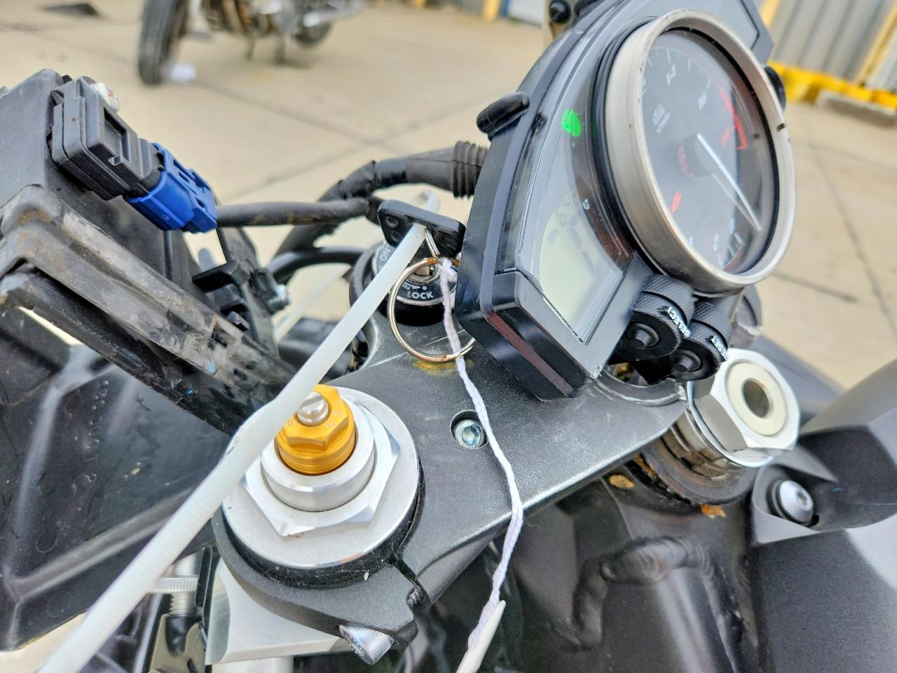 Yamaha Yzf600