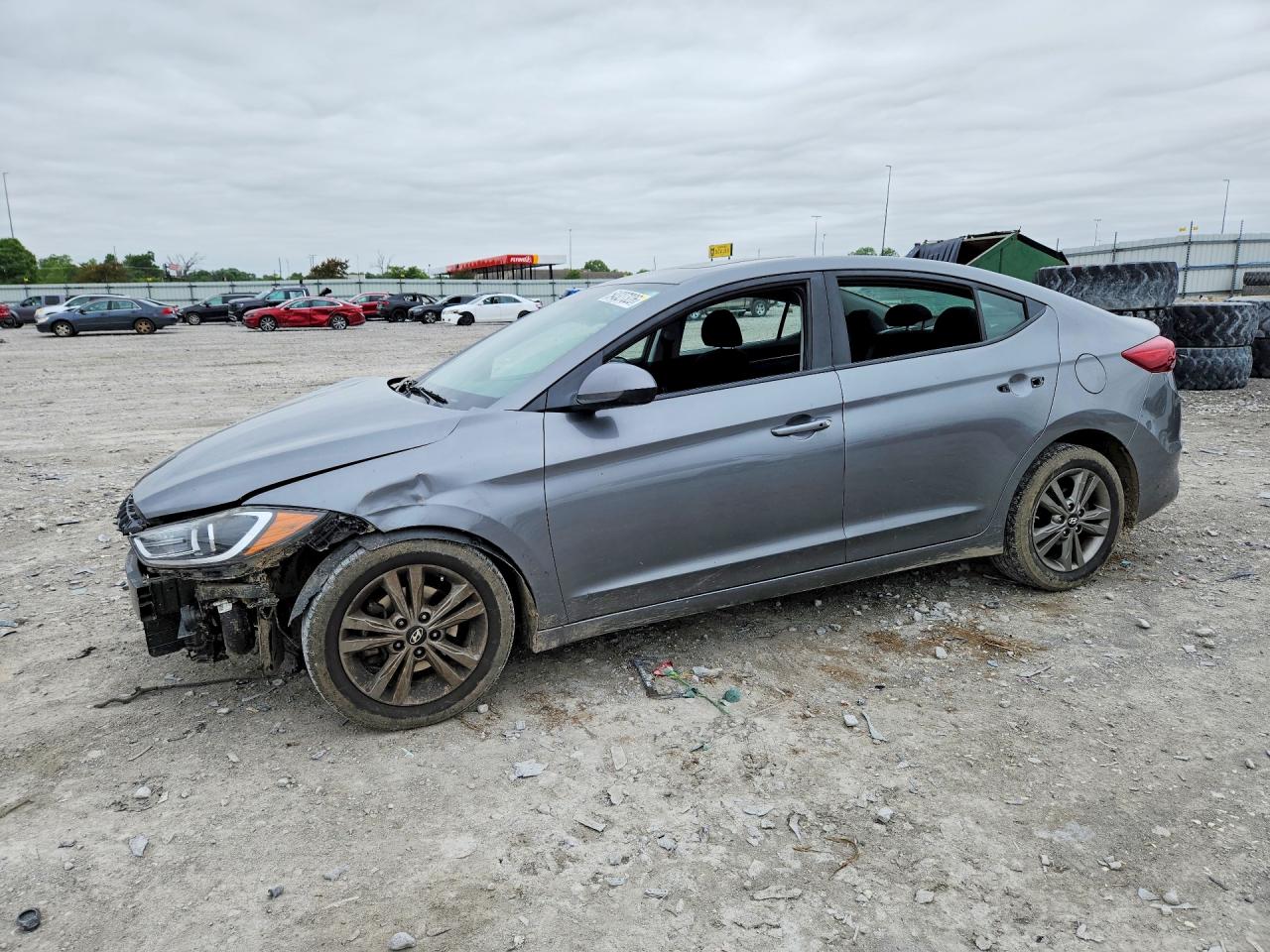 Salvage Hyundai ELANTRA Image