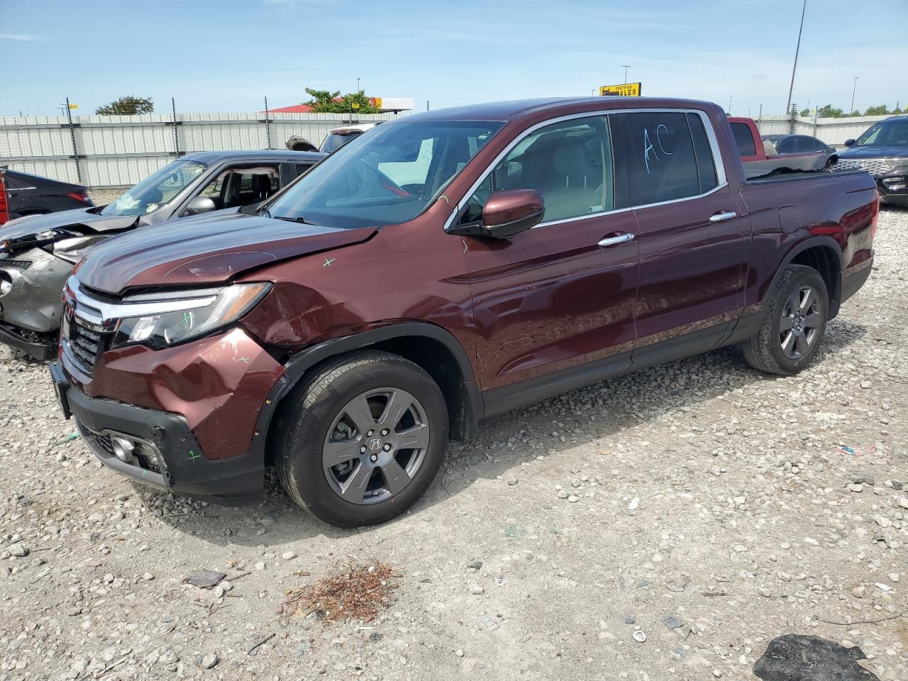 Salvage Honda Ridgeline Image