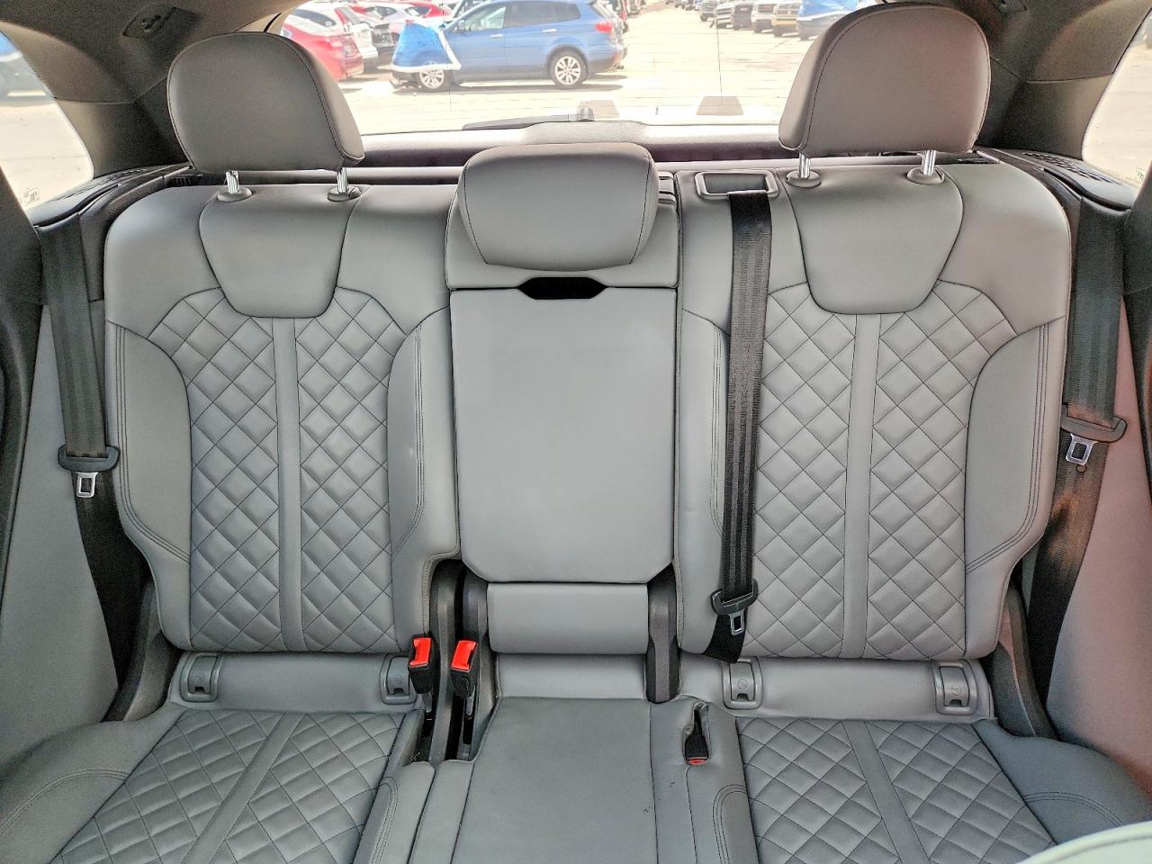 Audi Sq Prestige