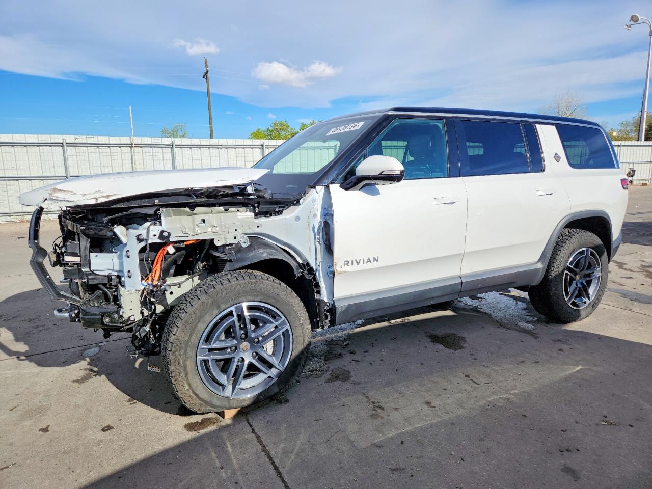 Salvage Rivian Ris Image