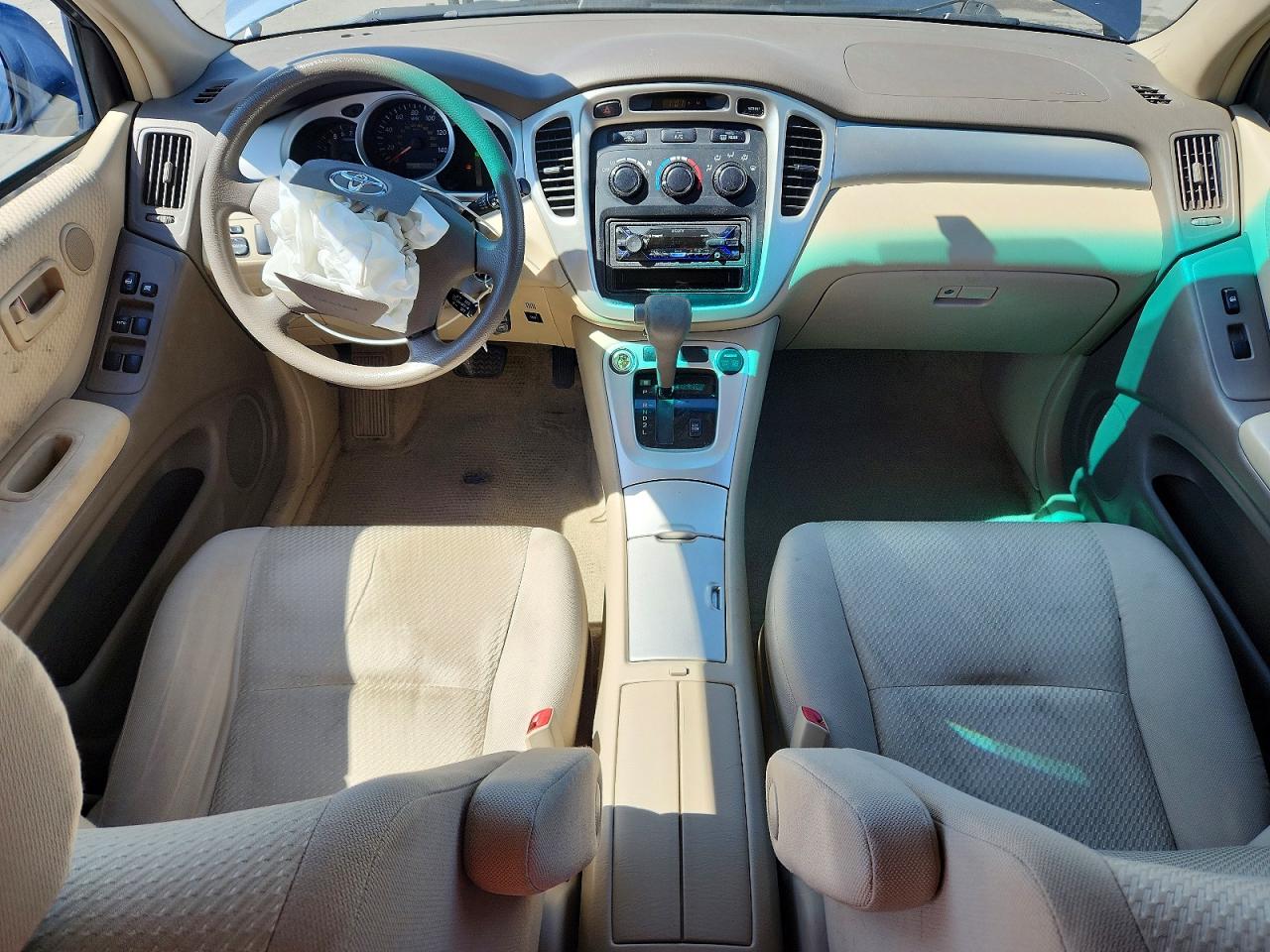 Toyota Highlander Base