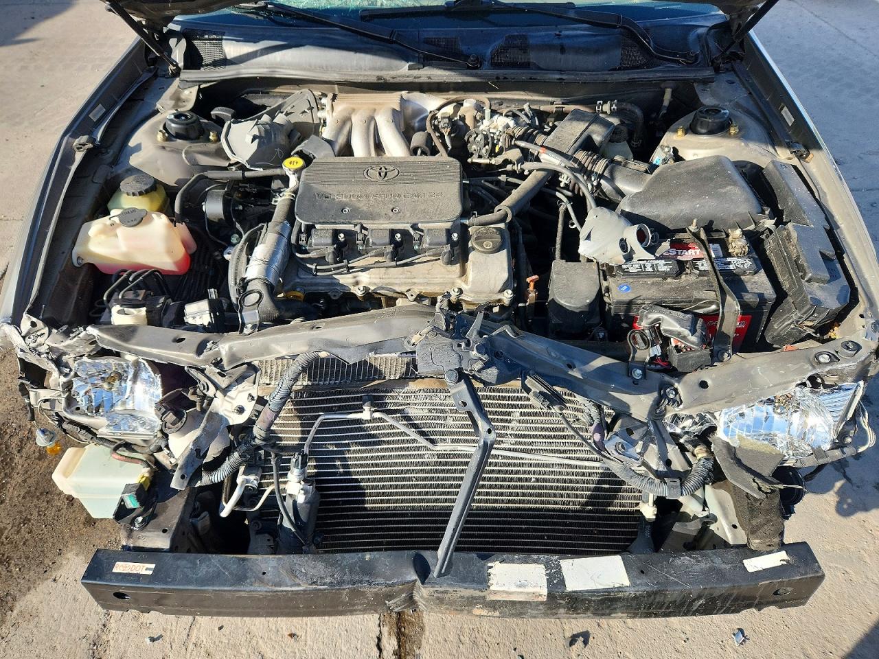 Toyota Camry Le V6