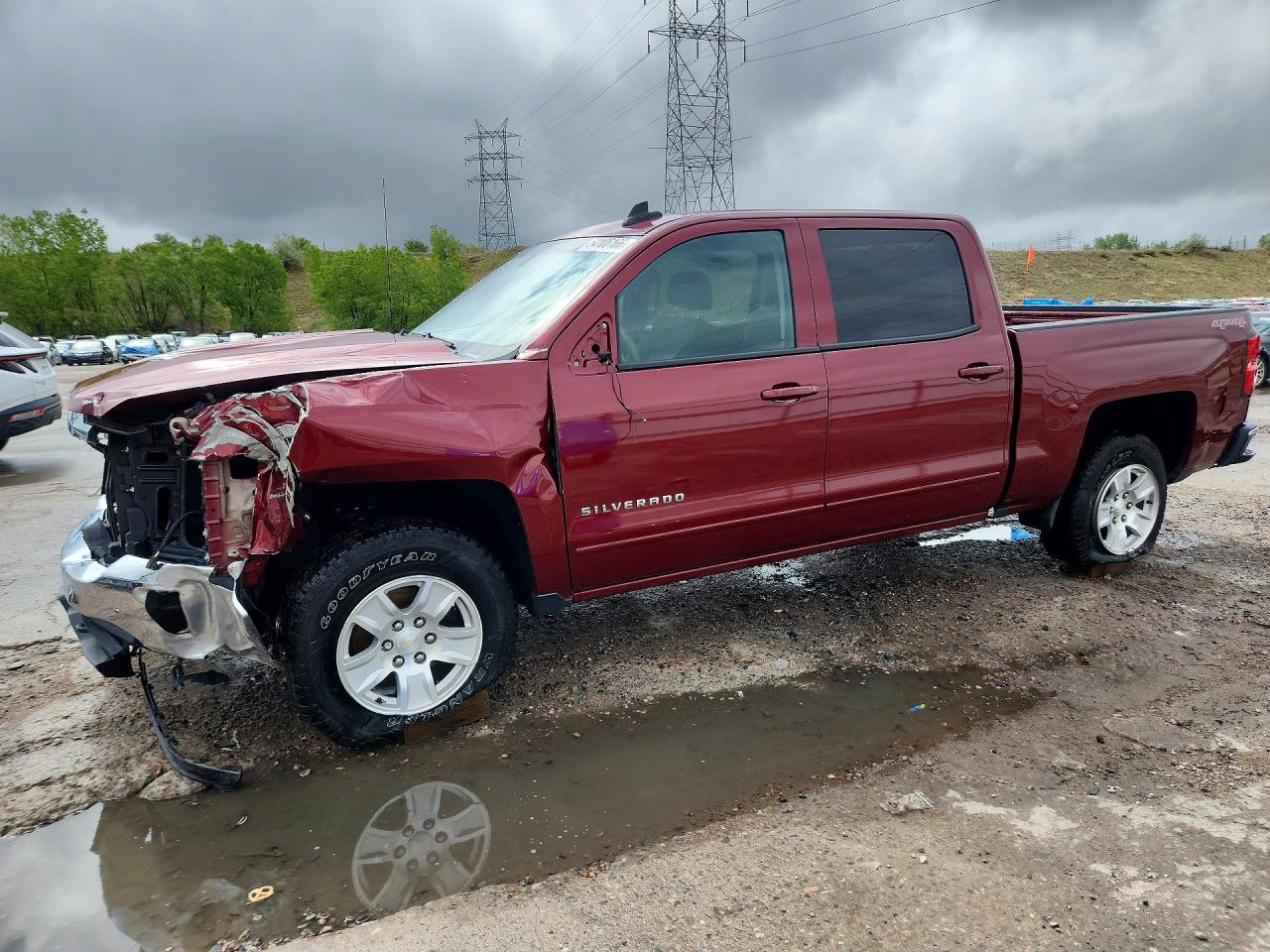 Salvage Chevrolet Silverado Image