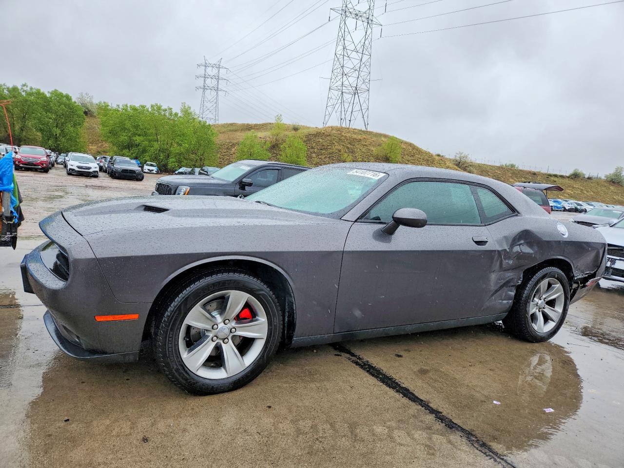 Salvage Dodge Challenger Image