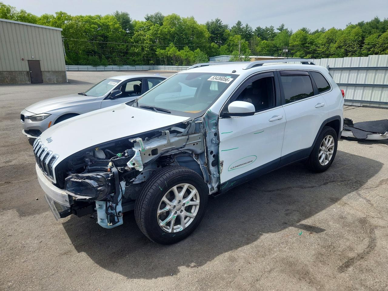 Salvage Jeep Grand Cherokee Image