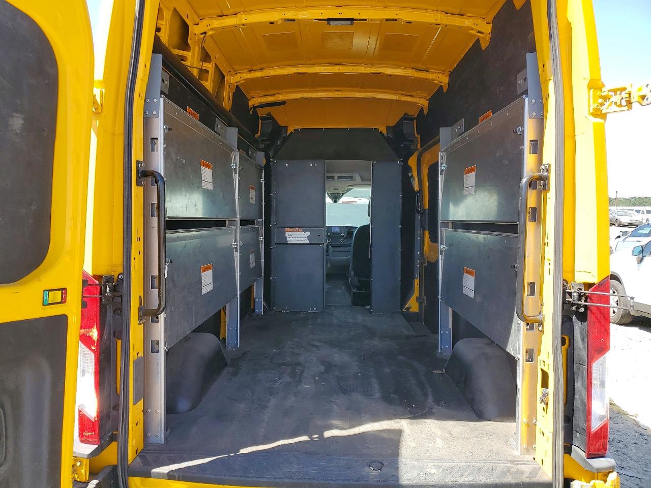 Ford Transit T-250