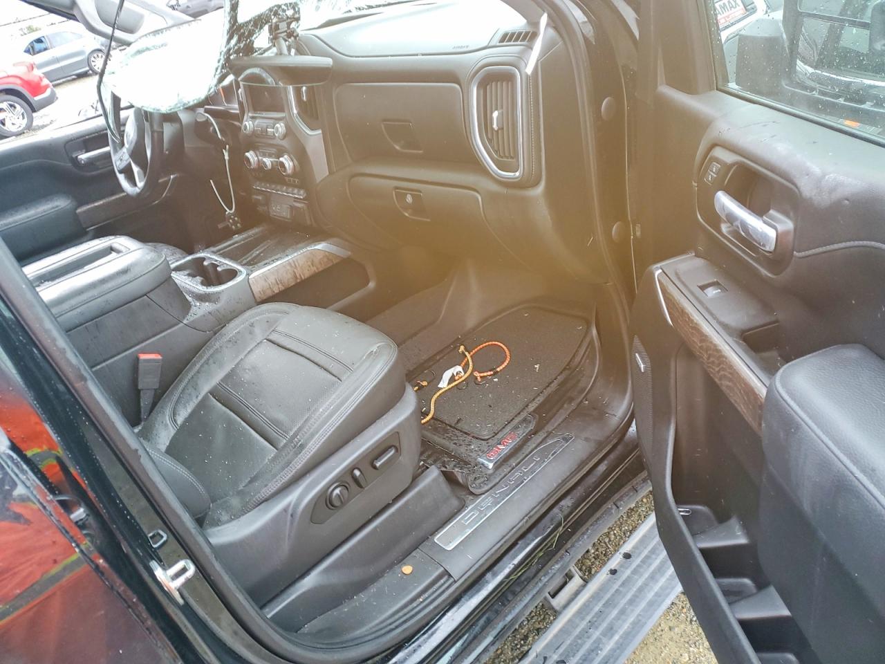 GMC Sierra K2500 Denali