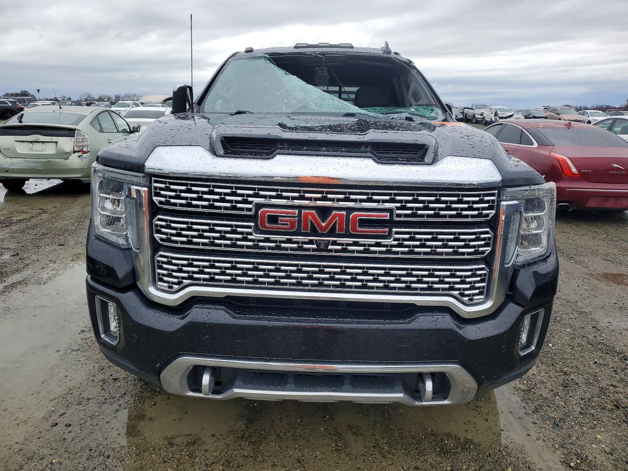 GMC Sierra K2500 Denali