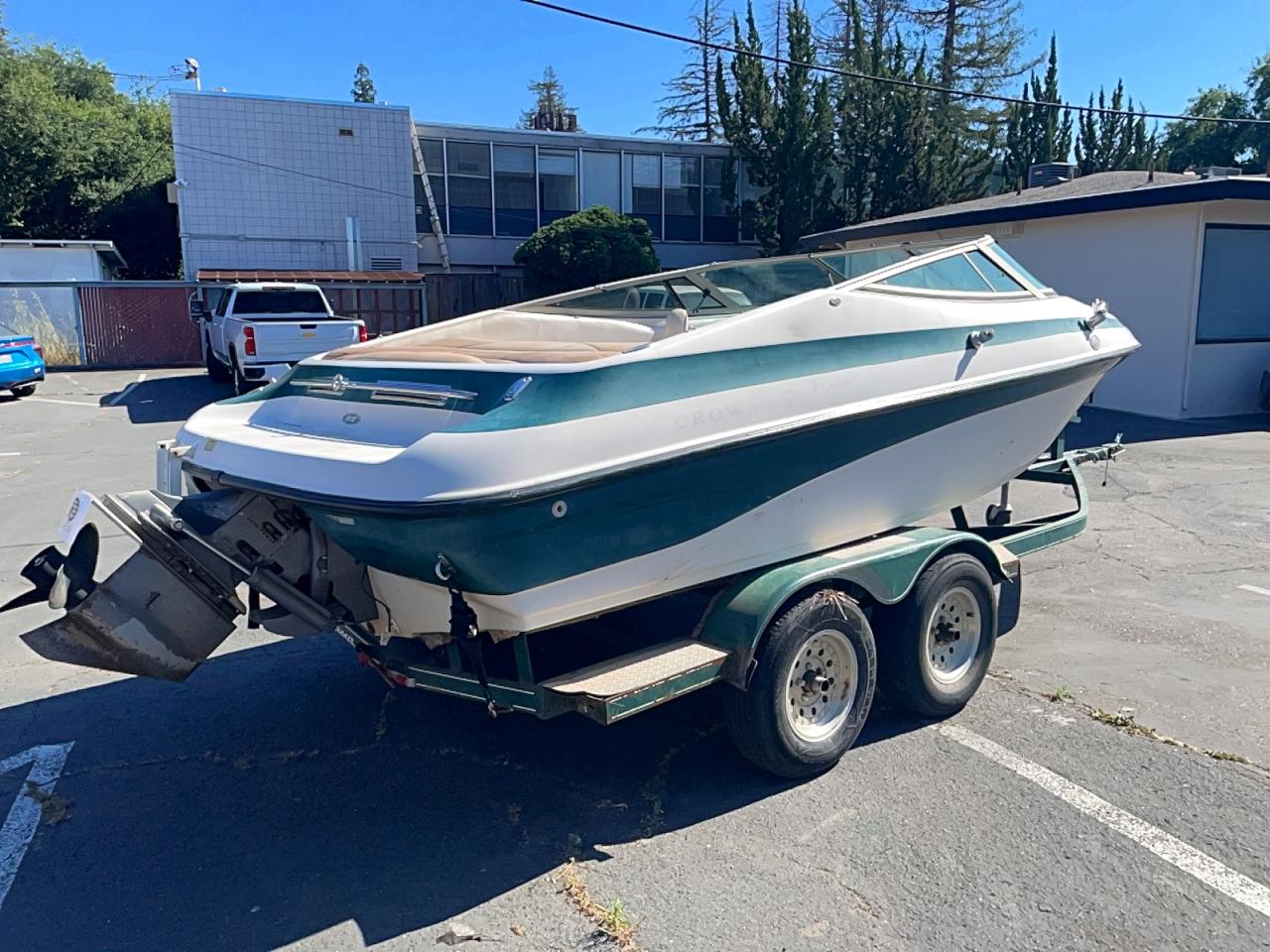Crown Bowrider