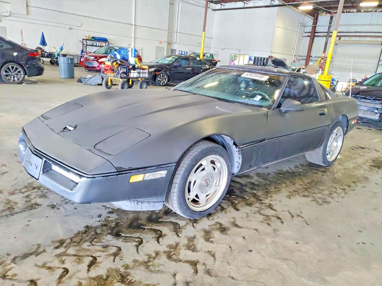 Salvage Chevrolet Corvette Image