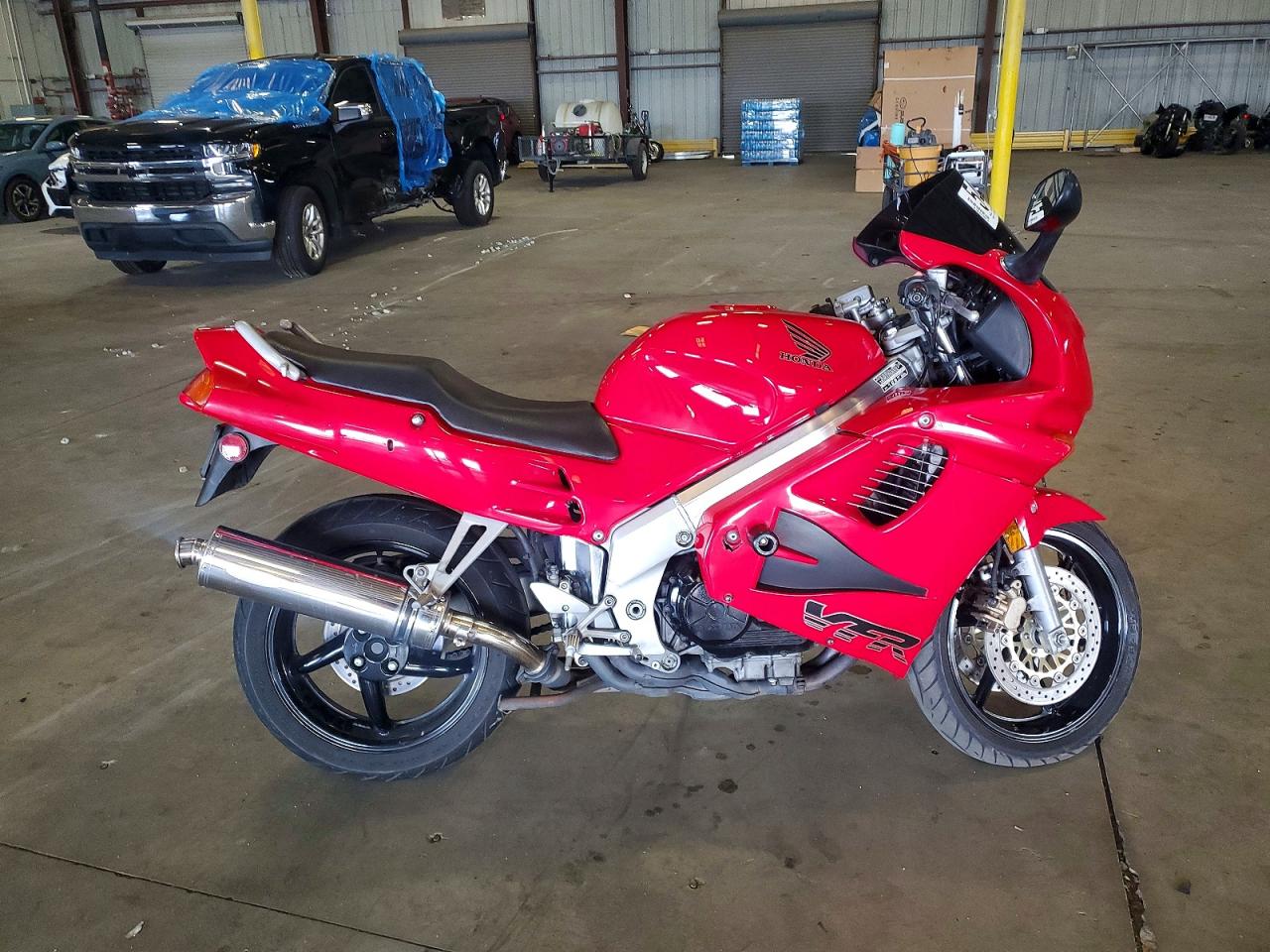 Salvage Honda Vfr Cycle Image