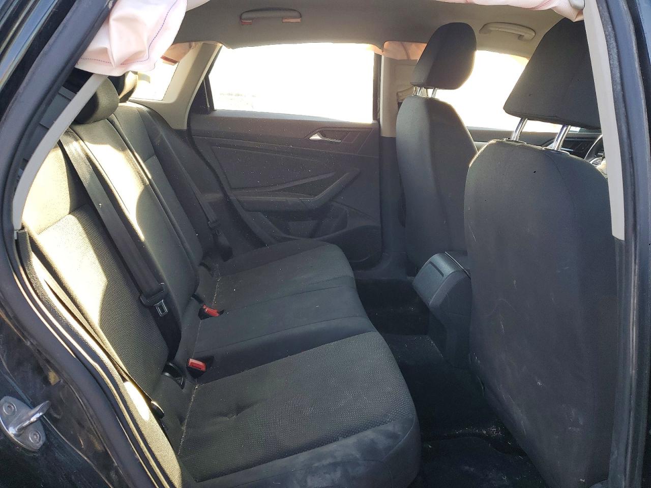 Volkswagen Jetta S