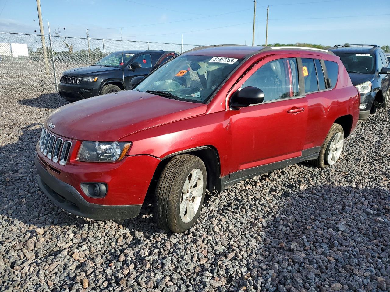 Salvage Jeep Compass Image