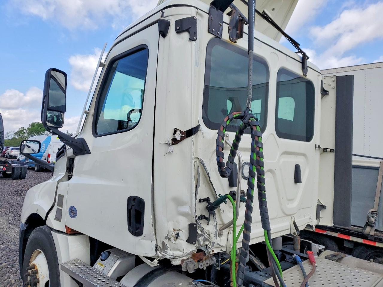 Freightliner Cascadia 126
