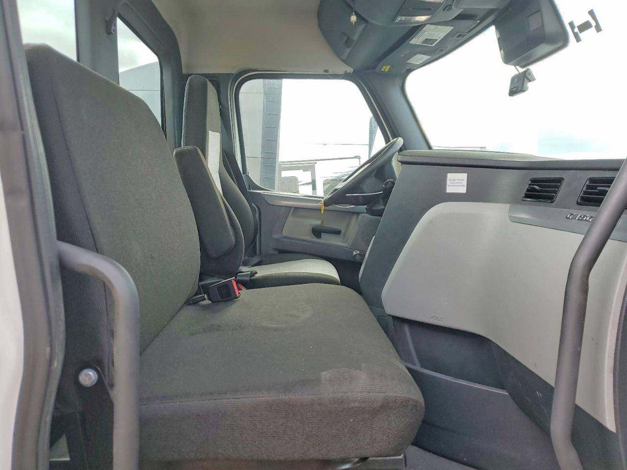 Freightliner Cascadia 126
