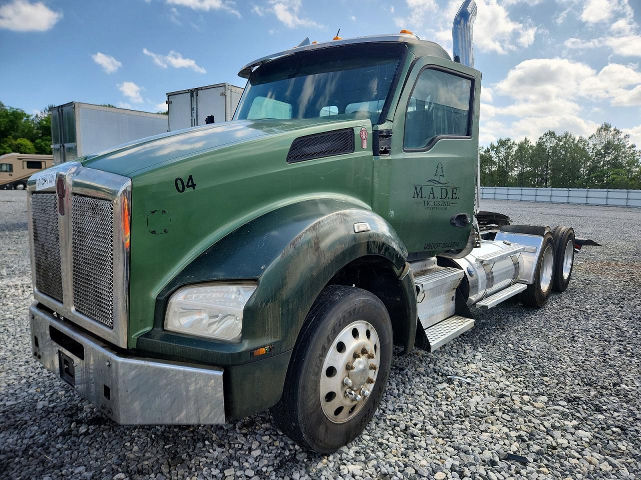 Kenworth T880