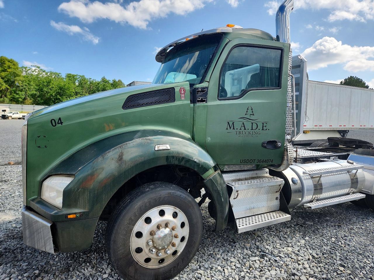 Kenworth T880