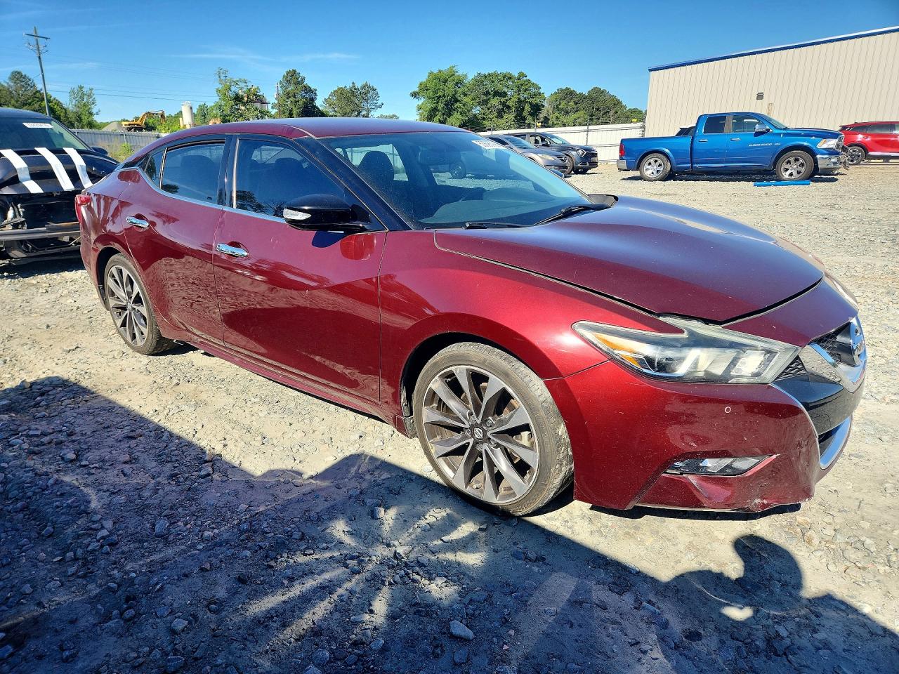 Nissan Maxima