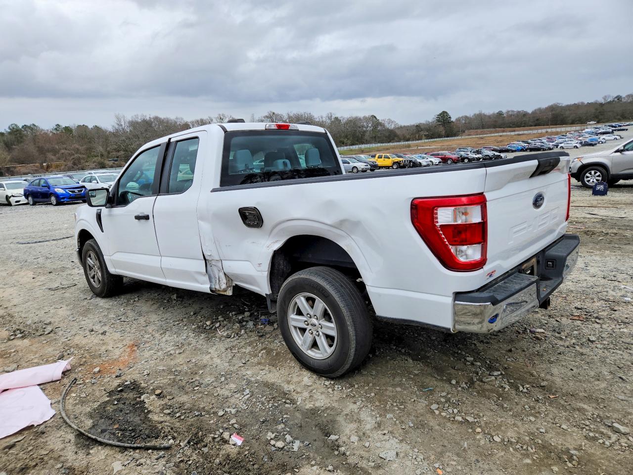 Ford F-150 Super Cab