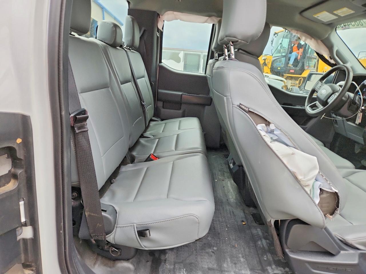 Ford F-150 Super Cab
