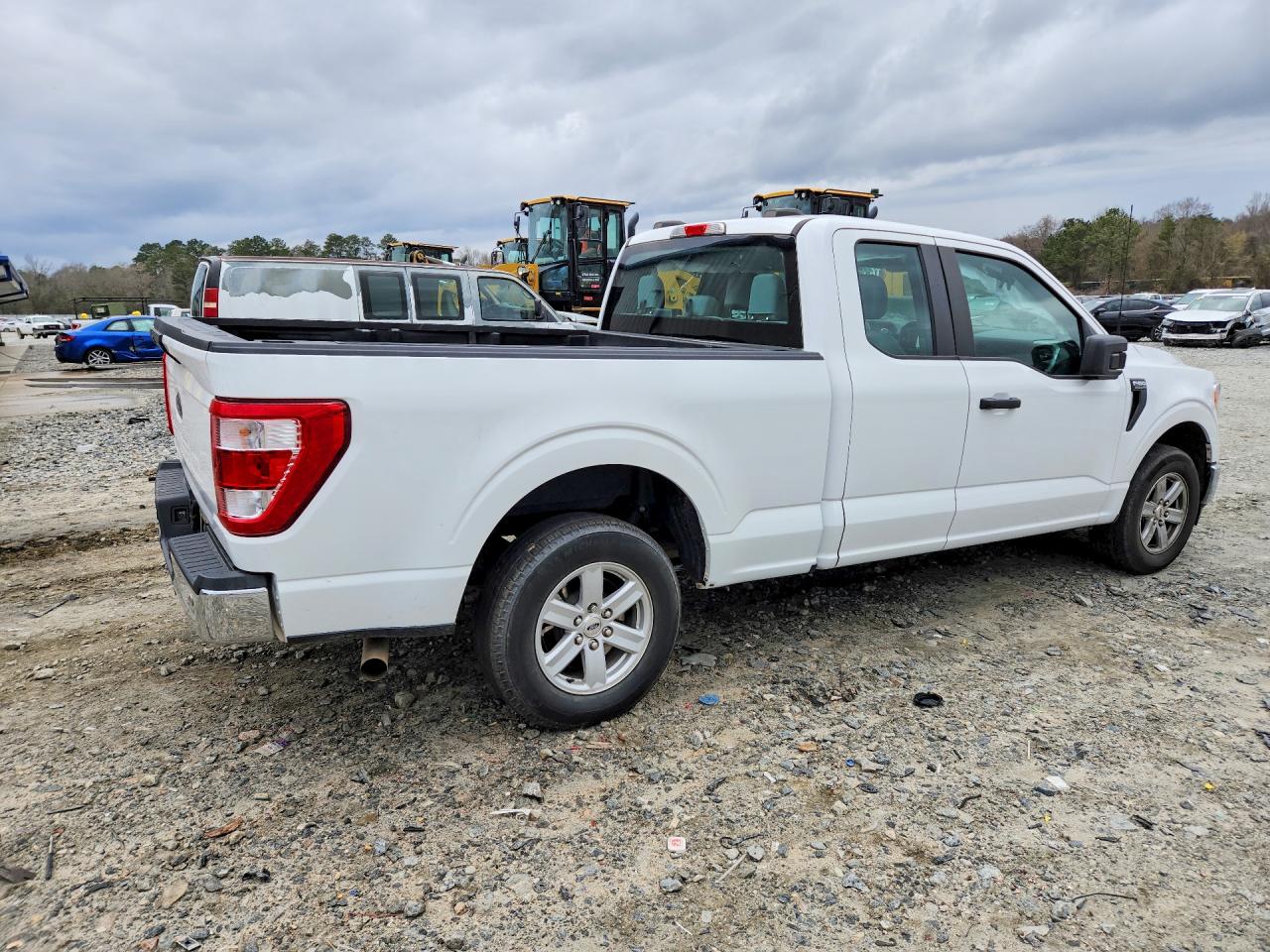 Ford F-150 Super Cab