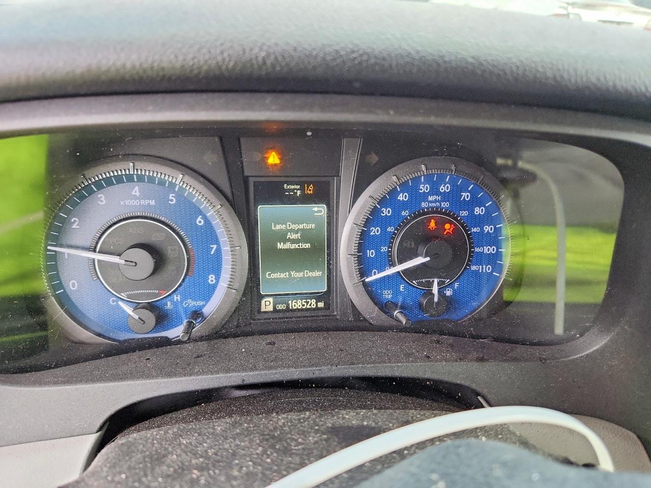 Toyota Sienna Le 8-passenger
