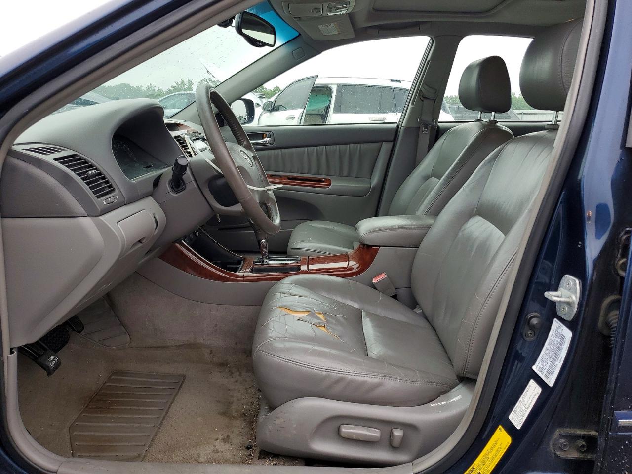 Toyota Camry Xle V6